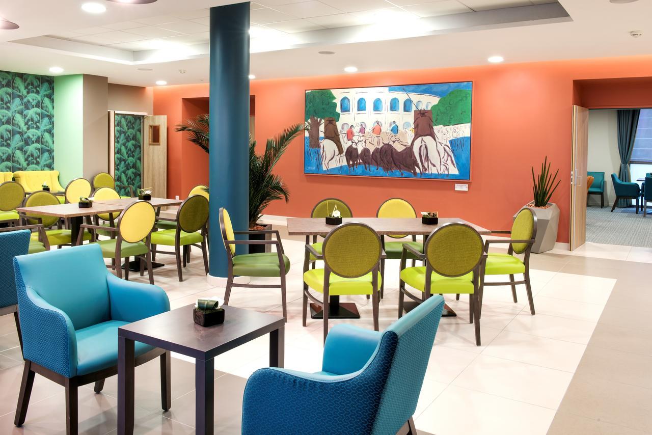 Domitys Sophia Aparthotel Nîmes Exterior foto